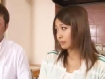 巨乳お姉さんを性奴隷にして喉奥イラマ後もハードピストン顔面射精!!