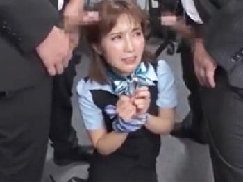 職場の男達に拉致監禁され肉欲便所として性的欲望処理玩具に使われるキャビンアテンダント