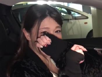 美麗乳房の素人とのプライベート個人撮影!!顔面発射も受け入れる有能娘