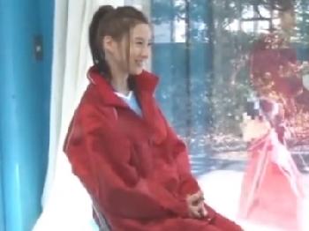 新手のマッサージと騙されておまんこへ直射精される素人娘