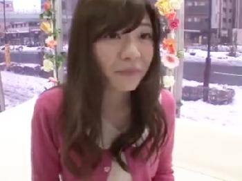 マジックミラー号で料理が趣味の清純派お嬢様女子大生が巨根で激しく突かれて呆然