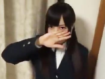 隠してるけど思う存分顔がカメラに映ってる女子校生のハメ撮り映像が流出W