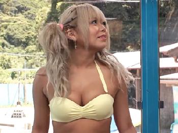 おっぱいな黒ギャルが媚薬マッサージ性交で大絶頂大失禁W