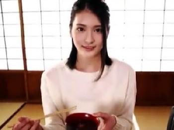 清楚な顔てるのにAV出演するお姉さんが男優のハードピストンに恍惚絶頂W