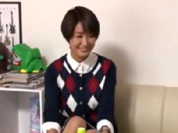 幼○園の子供がいる童顔人妻が…夫とのSEXを思い出して密通交尾