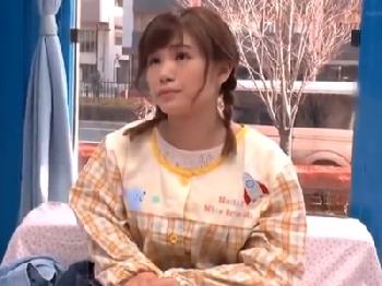 保母さんやってる素人娘が童貞に母性本能くすぐられ筆おろし性交