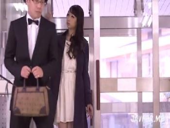 蓮実クレアが病院に潜入捜査!!安定の捕まって犯されるパターンな