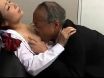 つい最近まで処女だった女子校生がセックスにドハマリして見境なくSEX