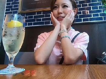 あなたよりも尻軽なギャルを紹介して下さい!!幼い表情の裏に性的欲望をかぶったモンスターのフェラ