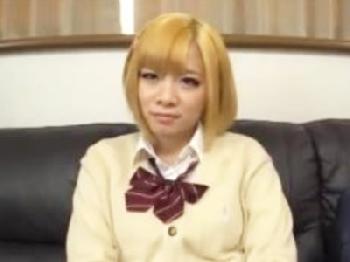 宅配業者との浮気がバレて実家に帰って来た元人妻→懲りずにSEXし放題