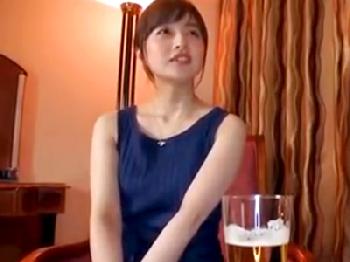 不貞交尾の快楽が忘れられなくて…自らハメ撮り希望してきた素人人妻に顔面射精