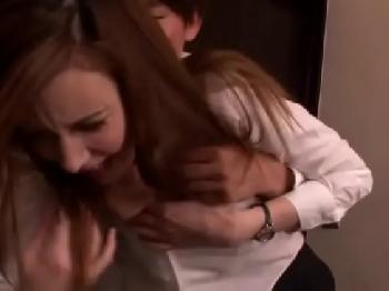 ハーフ系英語家庭教師に欲情し授業放置で顔面射精性交