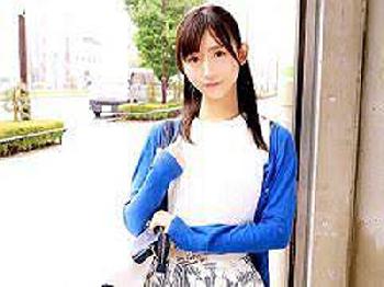 マジックミラー号で巨根を挿入され気持ちよさに抗えない素人娘