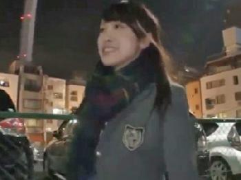 ナンパにすんなりついてきた警戒心皆無な童顔女子校生に女陰へ直射精で社会の厳しさを叩き込む!!