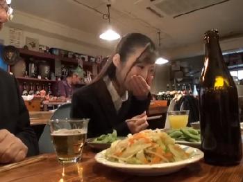 新人歓迎会で飲まされた女性会社員が拒絶できない上司との深酔い3P