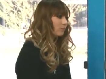 パリピギャルがマジックミラー号でマッサージ師に挿入される一部始終