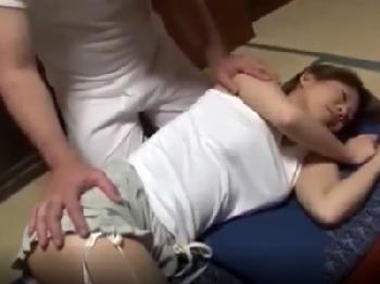 深酔いし寝ている娘を犯す肉親タブーSEXパパ