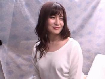 色白若妻がマセた甥兄弟の餌食に!!きわどいマッサージからの3P性交で寝取られアクメ!!