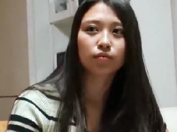 素人美女をナンパして部屋に上がり込み彼氏に電話させながら寝取りハメ撮り