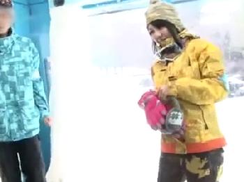 ナンパしたとても綺麗な人妻をマジ口説き→煽りたててホテルで性行為