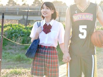 ノーブラ勃起乳首で男を性的に魅了するズブ濡れ優等生