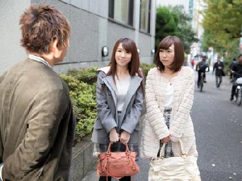 しみけんが二人組をナンパし友人の前で友情深まる4人プレイ