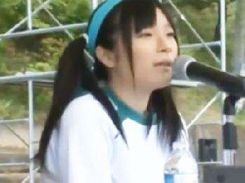 体育祭中の学校に親を偽り潜入!!童顔娘を拉致って野外で欲望のまま犯すW