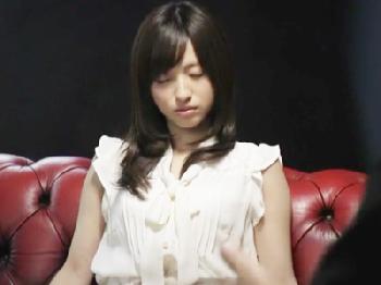 巨乳の美魔女とセックス!!意外とハリのある乳房が揺れまくって卑猥