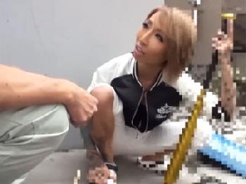 全身刺青塗れのガチヤンキーギャルをご自慢ペニスで中出し性交