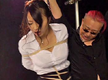 悪徳AVメーカーが極悪非道に強気な女性を陵辱