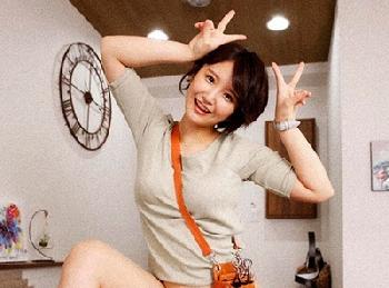 憑依バカッターの好き勝手し放題シリーズ!!美容院のとても綺麗な女性店員に憑依して店内びしょびしょの中出しプレイ