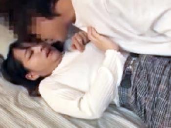 変態兄が貧乳妹の寝込みを襲って陰毛がないワレメに中出し性暴行!!