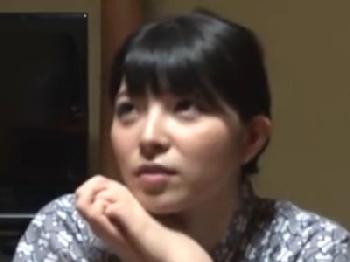 密会温泉旅行で当然とばかりに中出し楽しむ淫らな人妻