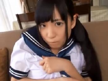 冷酷非道な男に拘束されて抵抗出来ない状況で犯されて膣内で精子を発射されるミニ系の制服女子校生