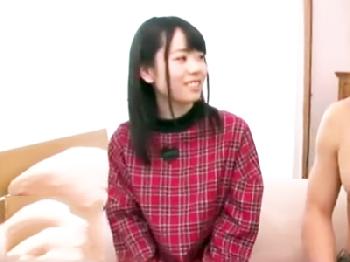 AV撮影に初めて挑む地味美少女があまりの凄さに撮影後ガチ泣きする性行為