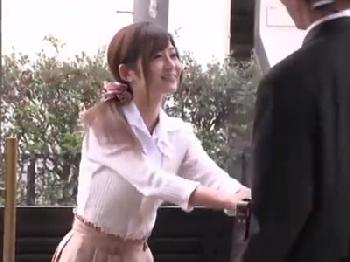 とても綺麗な人妻が冷血男に性的暴行膣内射精されるもデカイ男性器の虜になってしまうW