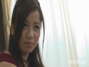 クラスメイトとアナルSEXを楽しむ女子校生が失禁アクメ