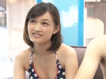 水着姿の素人美女がマジックミラー号で激情交尾され恥じらいアクメ