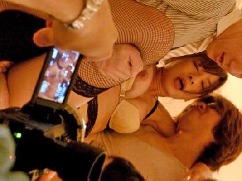 怯えるような目つきで肉棒を貪り他人棒に身悶え狂乱する愛妻