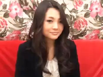 とか言いながら電動マッサージ器責めと巨根で興奮して中出し密通交尾