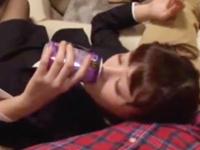 垢ぬけないデコ出し女子校生が援交SEXでおまんこの中にそのまま精子を射精させる!!