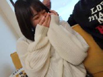 黒髪ストレートの美少女を素人個人撮影