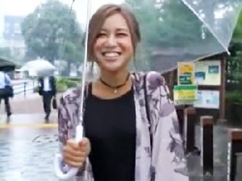 セックス大好きな尻軽ギャルが複数のセックス友達と性行為する乱交撮り