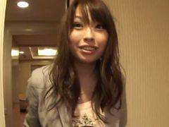 セックス狂いのキュート素人お姉さんと男性のセックス記録が流出