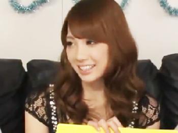 素人男性を連続で手コキ抜きして精液を枯れさせる爆乳お姉さん