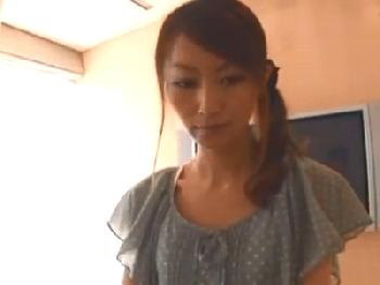 スレンダー妻が冷酷非道な男たちの連続ピスに恍惚エクスタシー