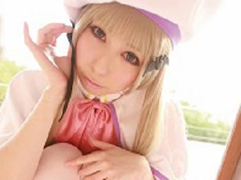 素人コスプレイヤーに中出し