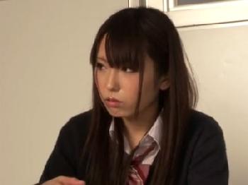 可愛さを盾に調子に乗っていた美少女女子校生が気持ち悪い男に責められ悶絶