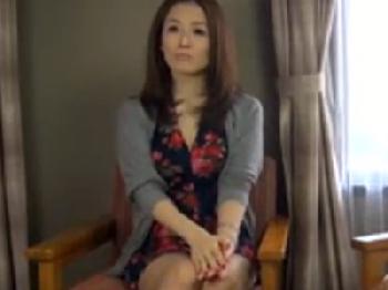 素人人妻をナンパして友人の横で夜這い性交