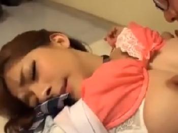 性悪なギャル女子校生を動けない状態にして性的暴行する陰キャ男子